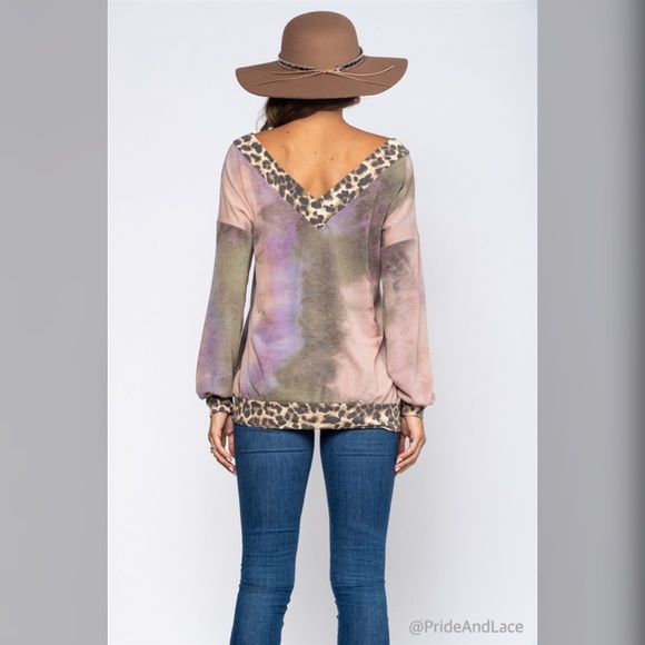 LAST 2️⃣ MAUVE LILAC TIE DYE ANIMAL PRINT KNIT TOP - Picture 4 of 7